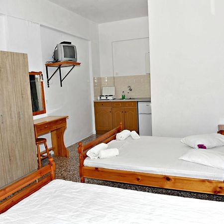 Studios Dimitris Giatras Zakynthos Town Quarto foto