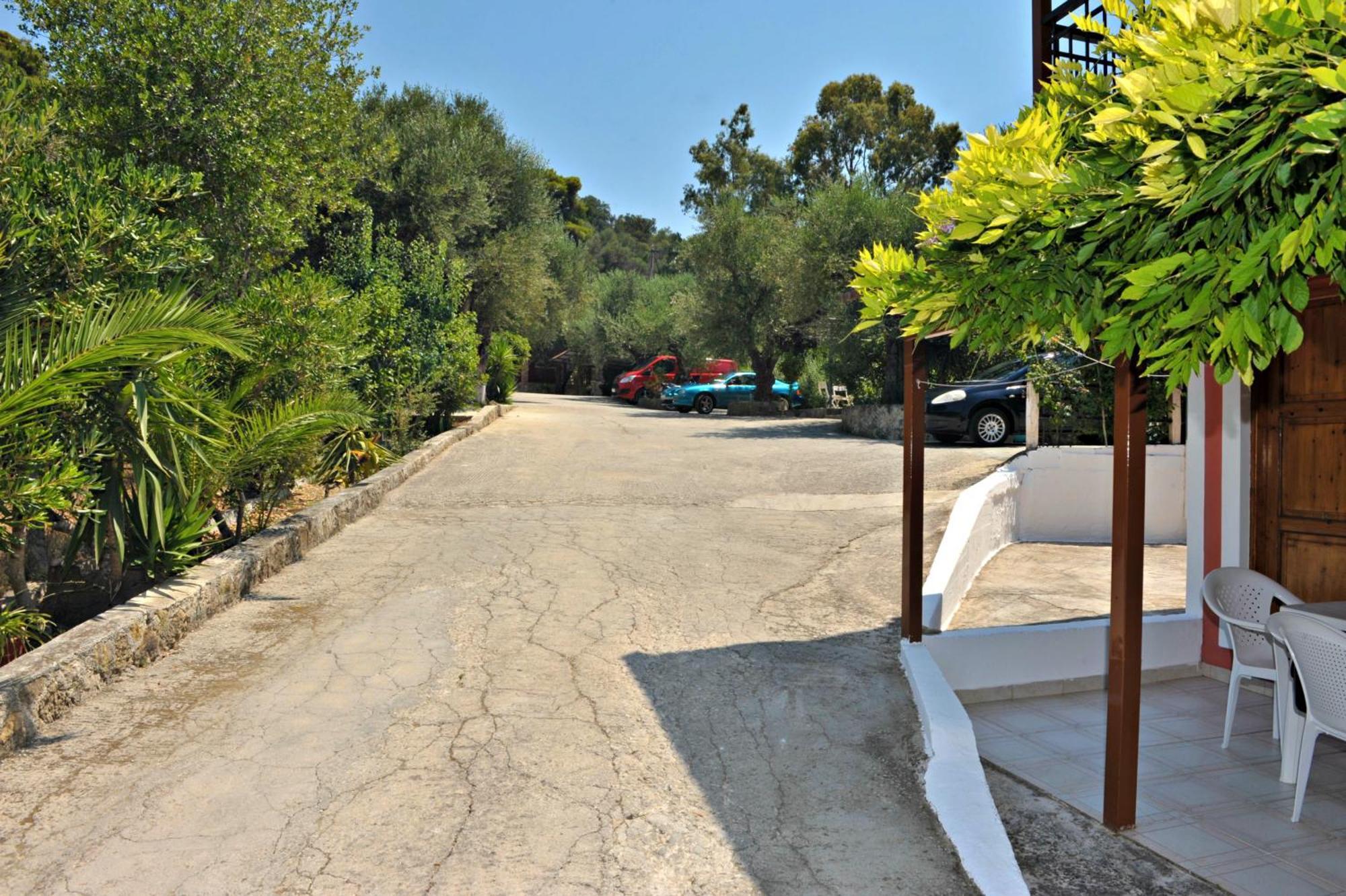 Studios Dimitris Giatras Zakynthos Town Exterior foto