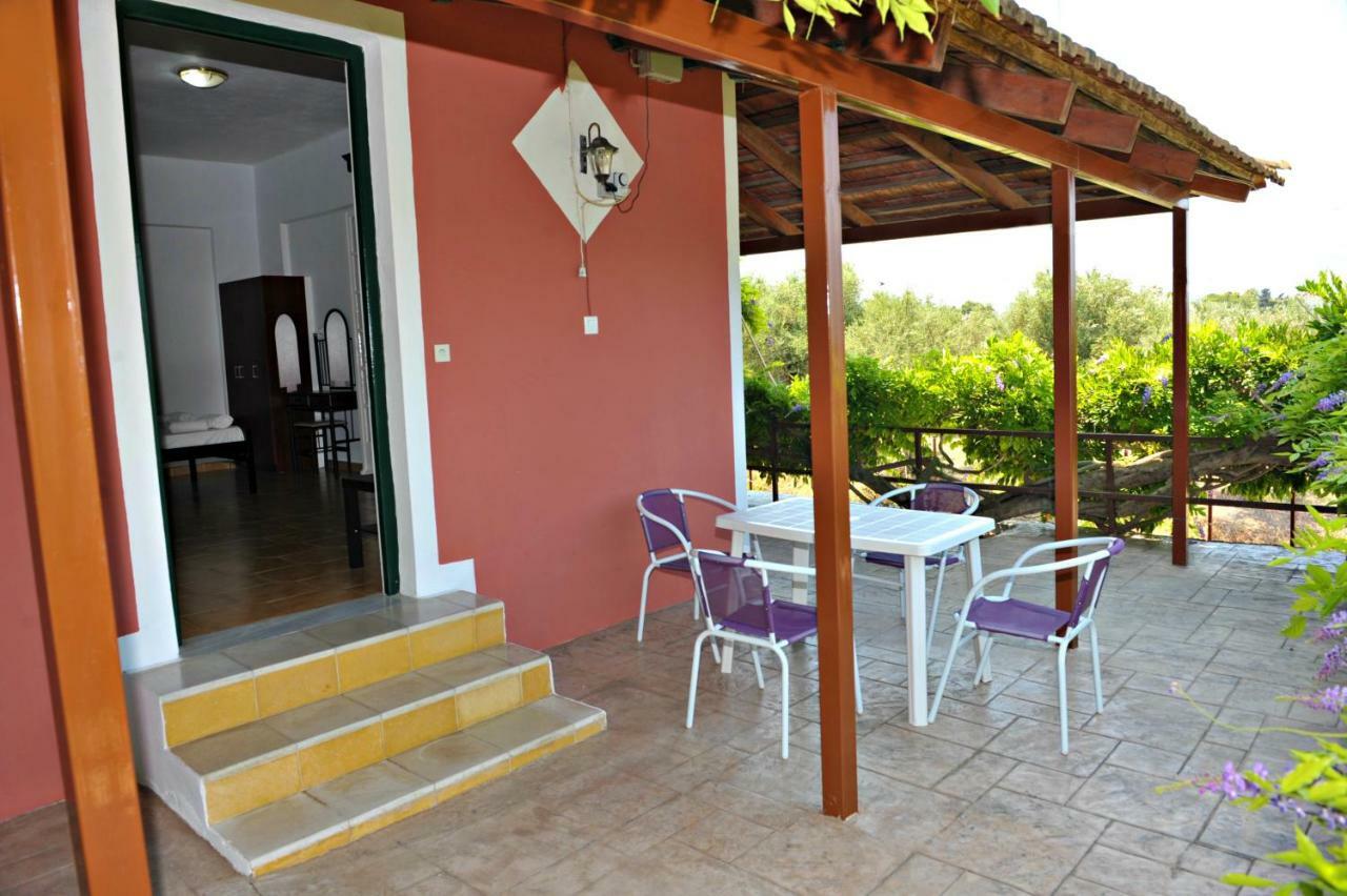 Studios Dimitris Giatras Zakynthos Town Exterior foto